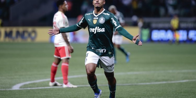 19ª rodada do Brasileirão : Palmeiras conquistou mais um triunfo ao vencer o  Internacional por 2 a 1