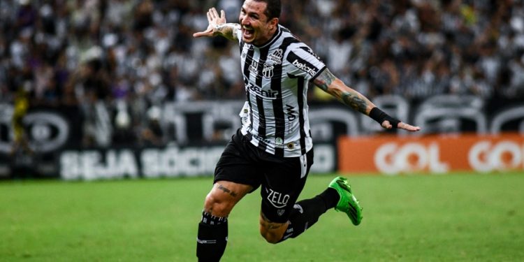 26º rodada do Campeonato Brasileiro:  Santos perde para o Ceará   por 2 a 1, no Castelão.