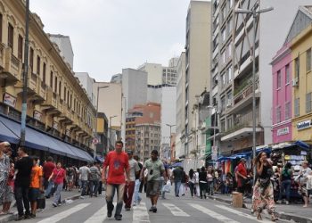 “Humanizar para prosperar: um olhar humano para a gestão de pessoas no varejo”
