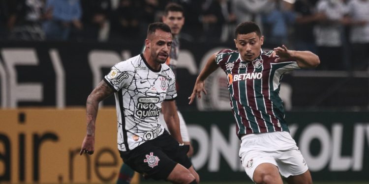 34ª rodada do Brasileirão: Corinthians perde do Fluminense por 2 a 0, na noite desta quarta-feira (26), na Neo Química Arena,