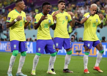 Copa do Mundo 2022: Brasil goleia a fraca seleção da Coreia por 4×1 e joga com a Croácia