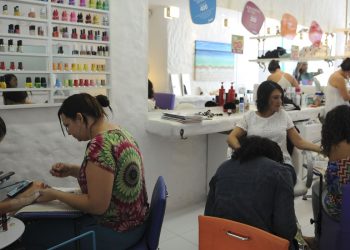 Setor de serviços cresce 8,3% em 2022 e atinge recorde