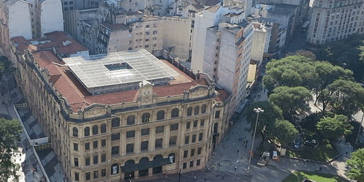 PrefeituraSP Vai instalar  a Central de Monitoramento com 20 mil câmeras em prédio dos Correios no Vale do Anhangabaú.