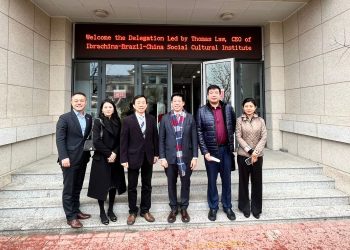 Comitiva do Ibrachina visita a Universidade de Medicina Tradicional Chinesa de Tianjin