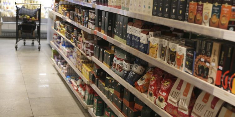 Mercadinho de bairro é oportunidade de negócios em alimentos e bebidas