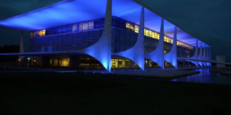 Saúde:Campanha Novembro Azul alerta para perigo de doenças urológicas