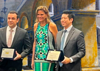 Dr. Thomas Law participa do Congresso Brasileiro de Direito Desportivo  sendo nomeado Membro Emérito da SBDD
