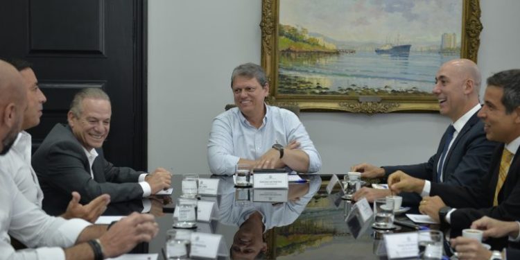Governo de SP e Mercado Livre anunciam investimento recorde de R$ 8 bilhões em 2024