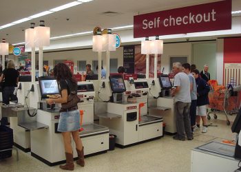 Vale ou não a pena investir em self-checkout?