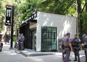 Avenida Paulista ganha base comunitária da Polícia Militar , em frente ao Parque Trianon