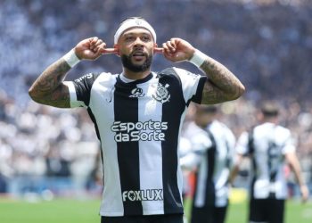Corinthians vence o Cruzeiro e entra na briga por vaga na Libertadores