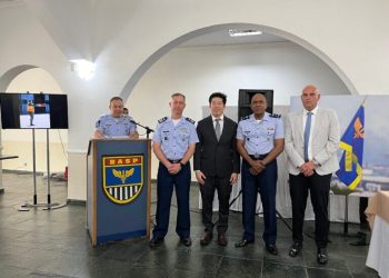 Livro sobre Base Aérea de São Paulo é lançado, com apoio do Ibrachina