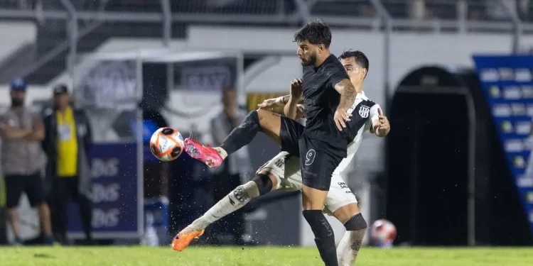 Corinthians supera gramado encharcado e vence a Ponte Preta no Paulistão