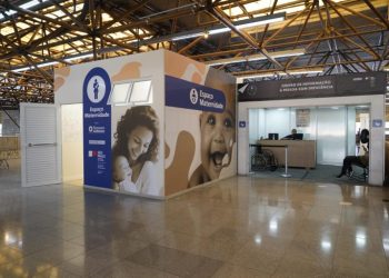 Governo facilita rotina de mães que usam transporte público e cria o Espaço Maternidade no Metrô