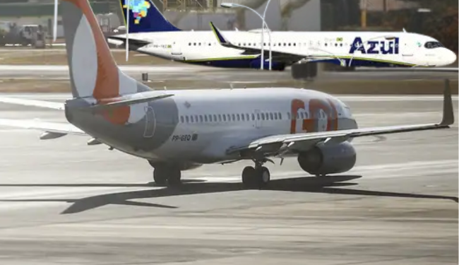 Azul e Gol assinam acordo para avaliar fusão entre as aéreas