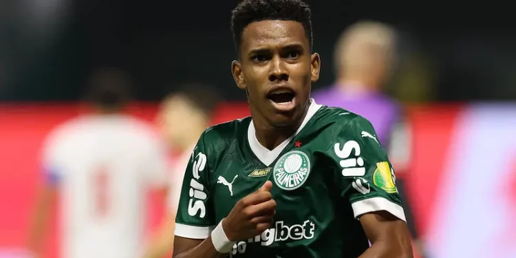 Palmeiras vira sobre o Botafogo-SP e segue vivo no Paulistão