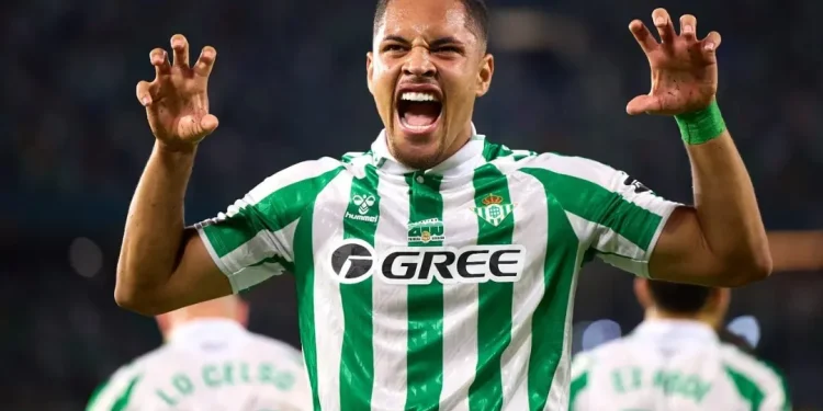 Palmeiras anuncia contratação de Vitor Roque