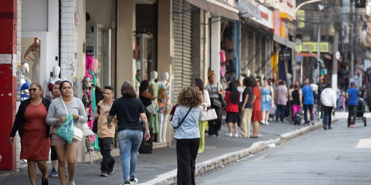 SP tem a menor taxa de desemprego em 12 anos em 2024