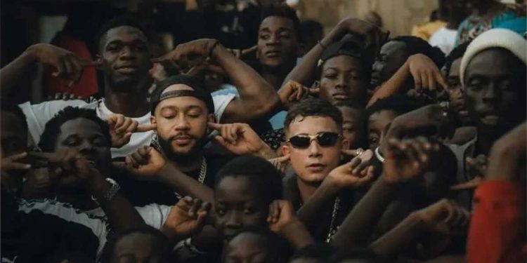 Craque dentro e fora dos gramados: Memphis Depay e MC Hariel lançam EP “Falando com as Favelas”