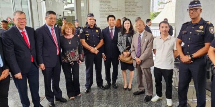 Ano Novo Chinês é celebrado na Câmara Municipal de SP com hasteamento de bandeira