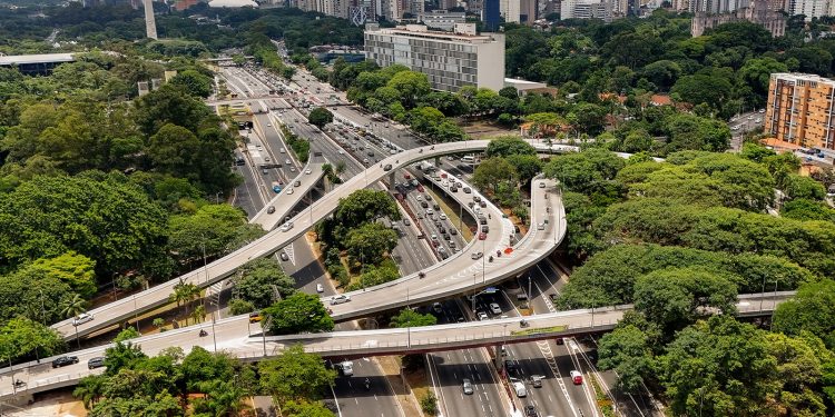 SP Trabalhando: Mais de 320 pontes e viadutos são recuperados em “marco de engenharia”