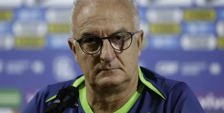 Dorival Júnior é demitido da Seleção Brasileira