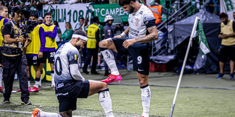 Corinthians vence o Palmeiras no Allianz e sai na frente na final do Paulistão