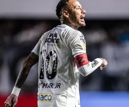 Santos vence Bragantino e avança às semifinais do Paulistão