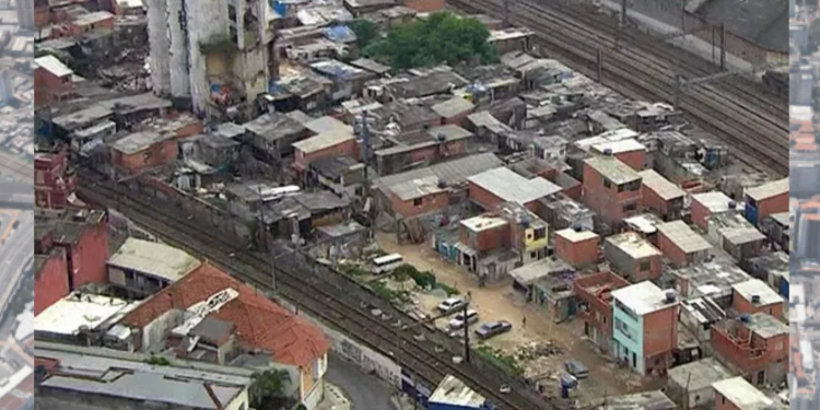 Gestão Tarcísio avança com plano de remoção da favela do Moinho
