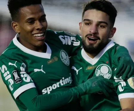 Palmeiras vence na altitude e segue 100% na Libertadores