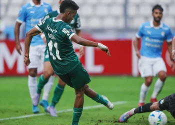Com gol nos acréscimos de Richard Ríos, Palmeiras vence o Sporting Cristal na estreia da Libertadores