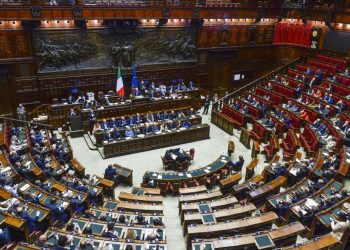 Câmara dos Deputados na Itália aprova decreto que restringe cidadania