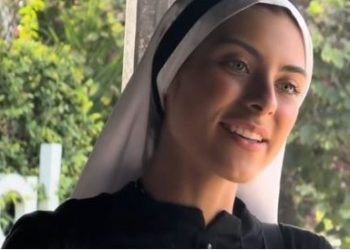 DE MISS A FREIRA! A INCRÍVEL HISTÓRIA da Irmã Eva que CONQUISTOU a Internet!