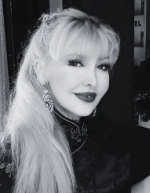 ADEUS à RAINHA dos ANOS 80: Cantora SOL é encontrada morta aos 59 anos em SP!