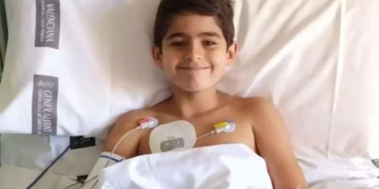 Menino de 11 anos tem parada cardíaca por 10 MINUTOS e diz que OUVIU DEUS!