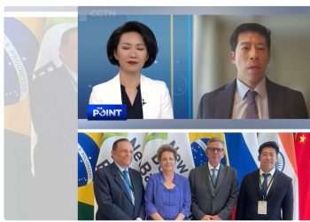 Diplomacia em foco: Thomas Law representa o Brasil em debate global sobre os BRICS na maior rede de TV da China (CGTN)