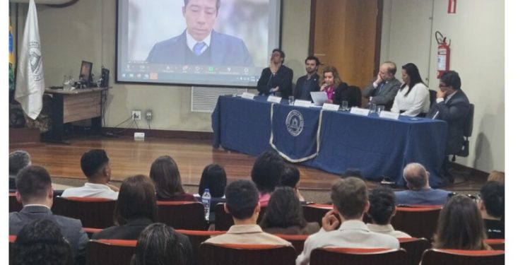 Thomas Law participa da abertura da BRICS Legal Studies School promovida pela UFMG