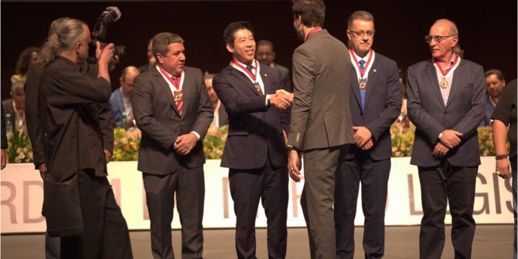 🏅 Thomas Law brilha em Minas e leva medalha top da ALMG