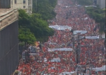 ✍️ Editorial | Paulista se veste de VERMELHO. Nós contra eles?