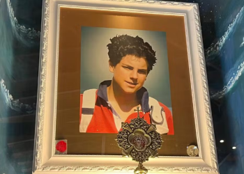 Paróquia em SP guarda relíquia de Carlo Acutis, o santo “Millennial”!