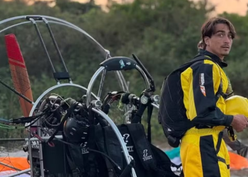 Fundador de franquia de pizzaria, Gabriel Farrel, morre em acidente de paraquedas no RJ!