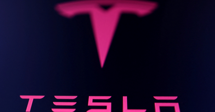 ELON MUSK FAZ COMPRAS! Tesla salta na BOLSA após CEO comprar US$ 1 BILHÃO em ações!