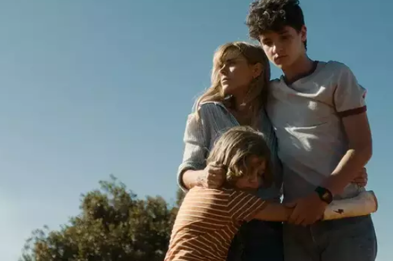 OBRA-PRIMA NACIONAL! Filme Pequenas Criaturas é sensível história de AMADURECIMENTO em uma Brasília à deriva!