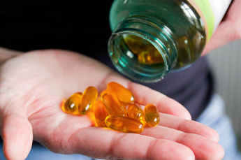 ELIXIR da JUVENTUDE? Pílula ‘antienvelhecimento’ já está na farmácia e se chama VITAMINA D!