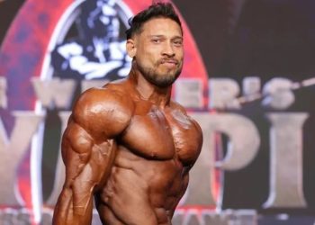 É DO BRASIL! Ramon Dino faz história e CBum se ‘derrete’ de alegria após brasileiro vencer o Mr. Olympia!
