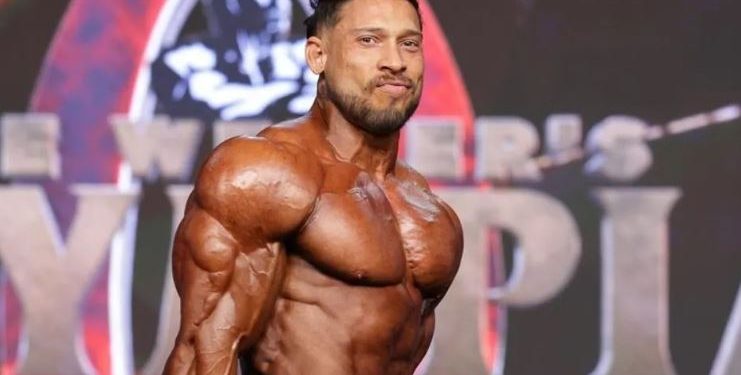 É DO BRASIL! Ramon Dino faz história e CBum se ‘derrete’ de alegria após brasileiro vencer o Mr. Olympia!