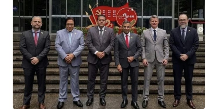 📢 Bomba em Sampa! Viagem de vereadores à China torrando quase MEIO MILHÃO dos cofres públicos!