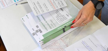 ‘COLA’ e IRREGULARIDADE! Estudantes usam CELULAR no Provão Paulista, e governo ANULA 6 provas por fraude