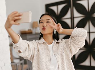 FIM da CURANDEIRAGEM DIGITAL? Projeto de Lei pode PROIBIR influenciadores sem diploma de falar sobre temas técnicos!