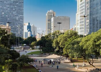 Vale do Anhangabaú: o coração simbólico de São Paulo entre passado, presente e futuro